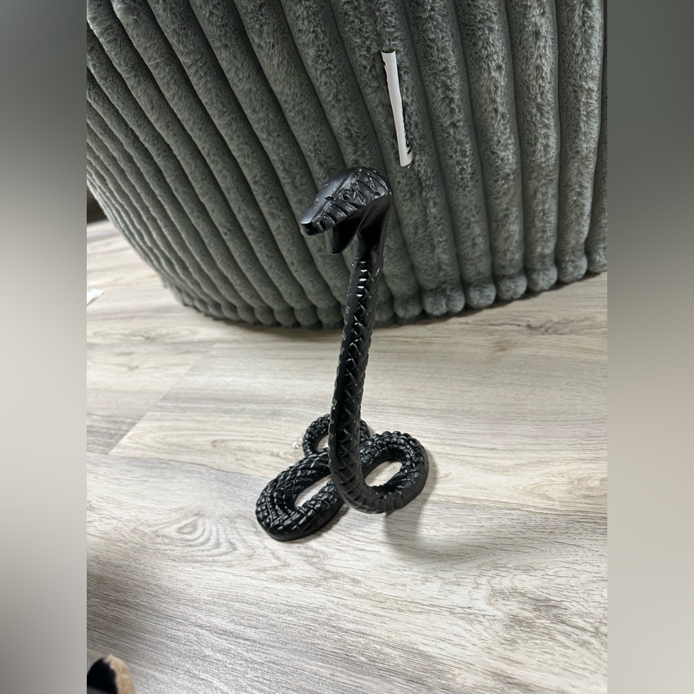 Snake Decor - Picture 2 of 2